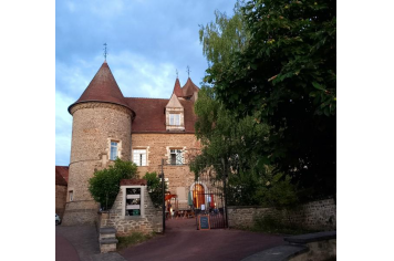  Château des Princes de Condé OT Arnay-Liernais